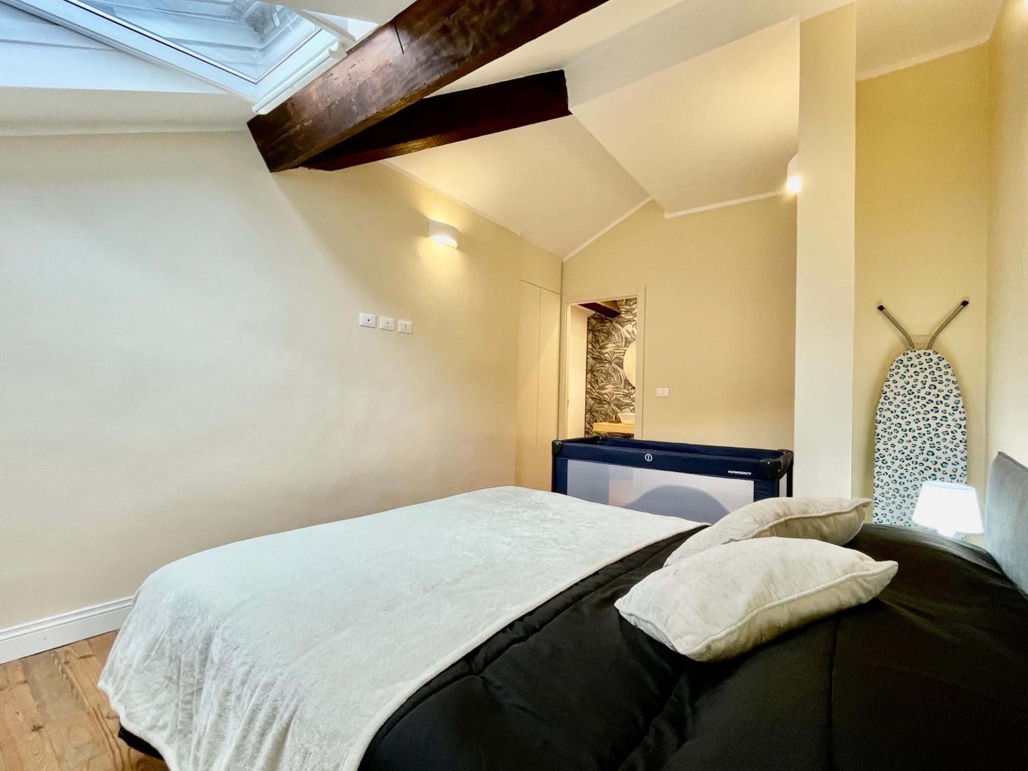 Villa Migliorini Lusso & Comfort In Finalborgo. Finale Ligure Phòng bức ảnh